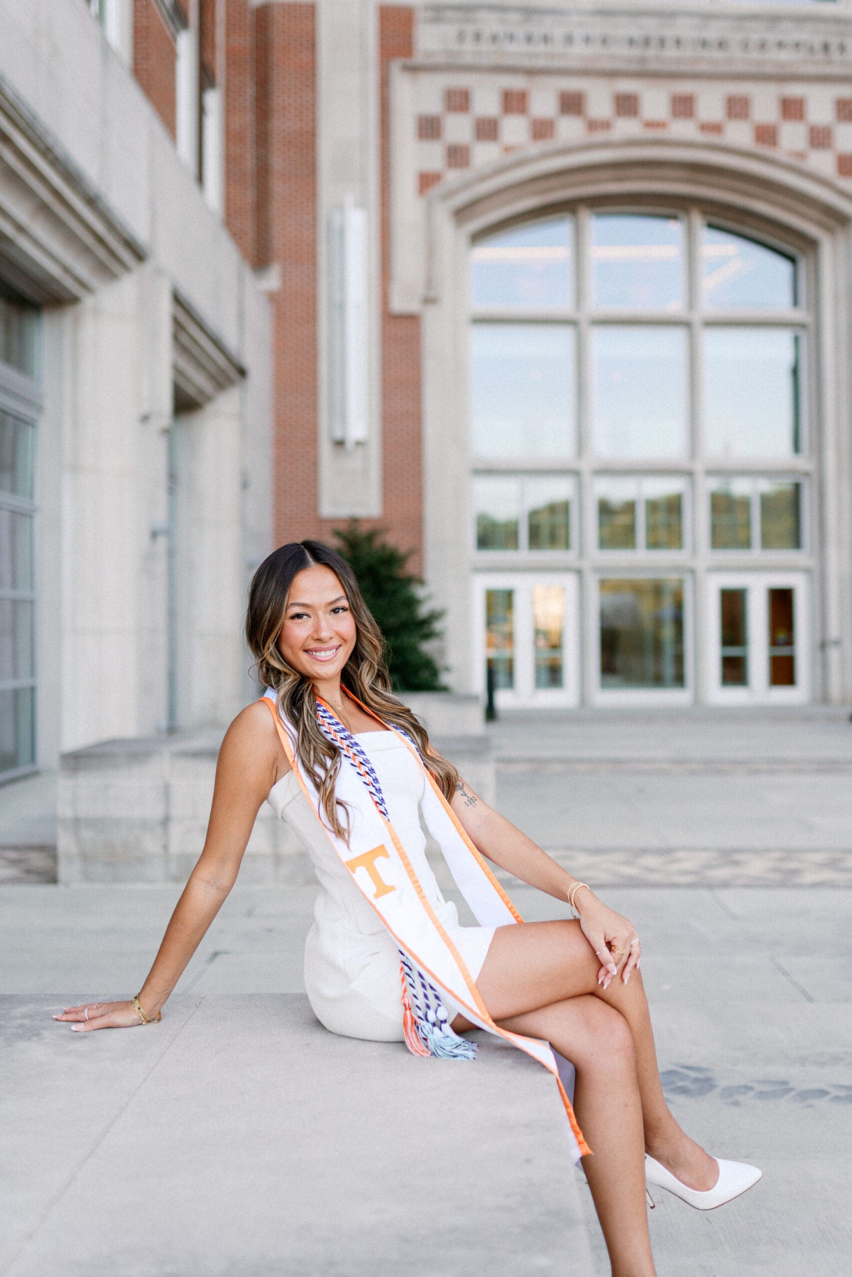 UTK graduation photos on campus in Knoxville, TN